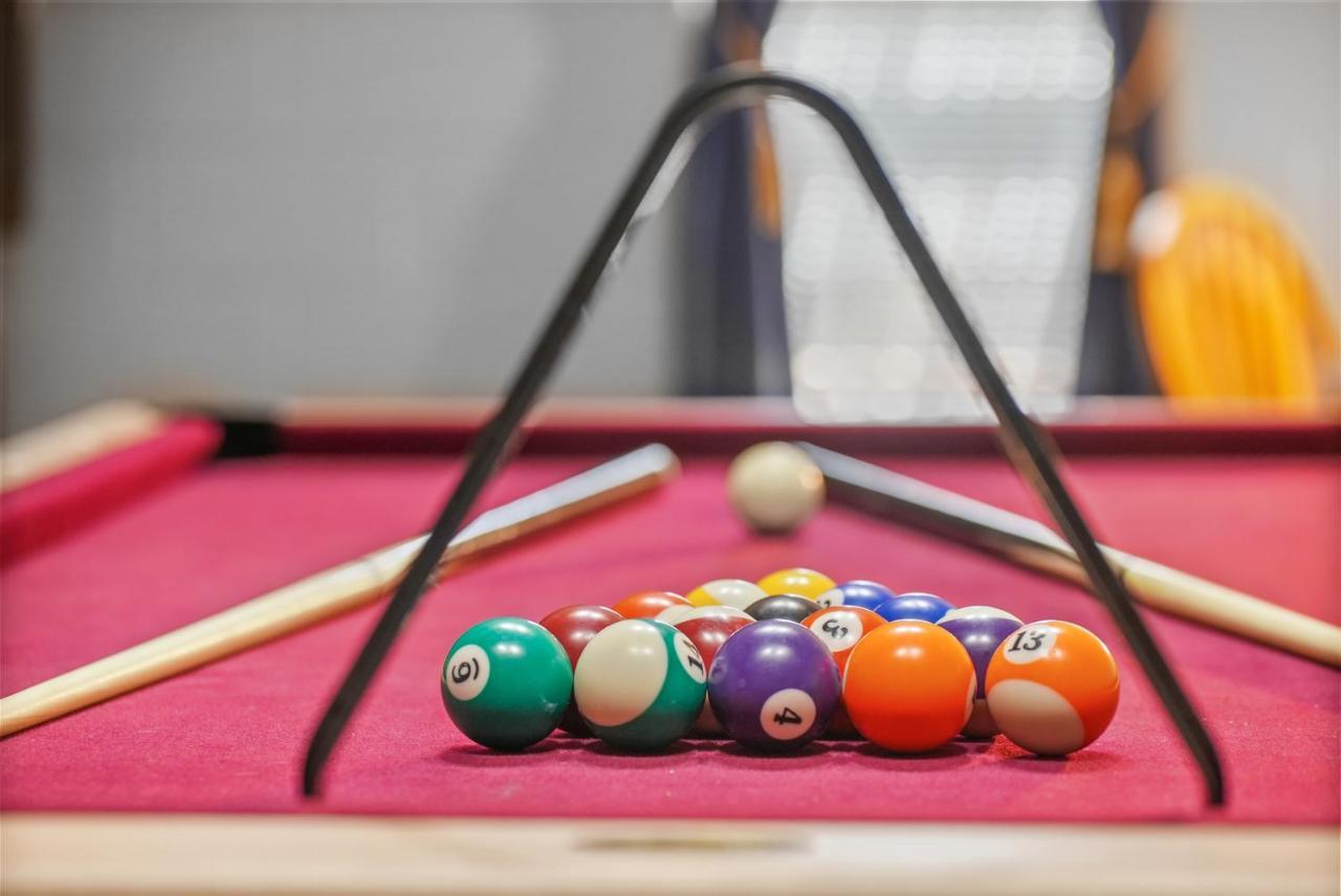 Long Lake Retreat- Hot Tub, Pool Table, Firepit Traverse City Esterno foto