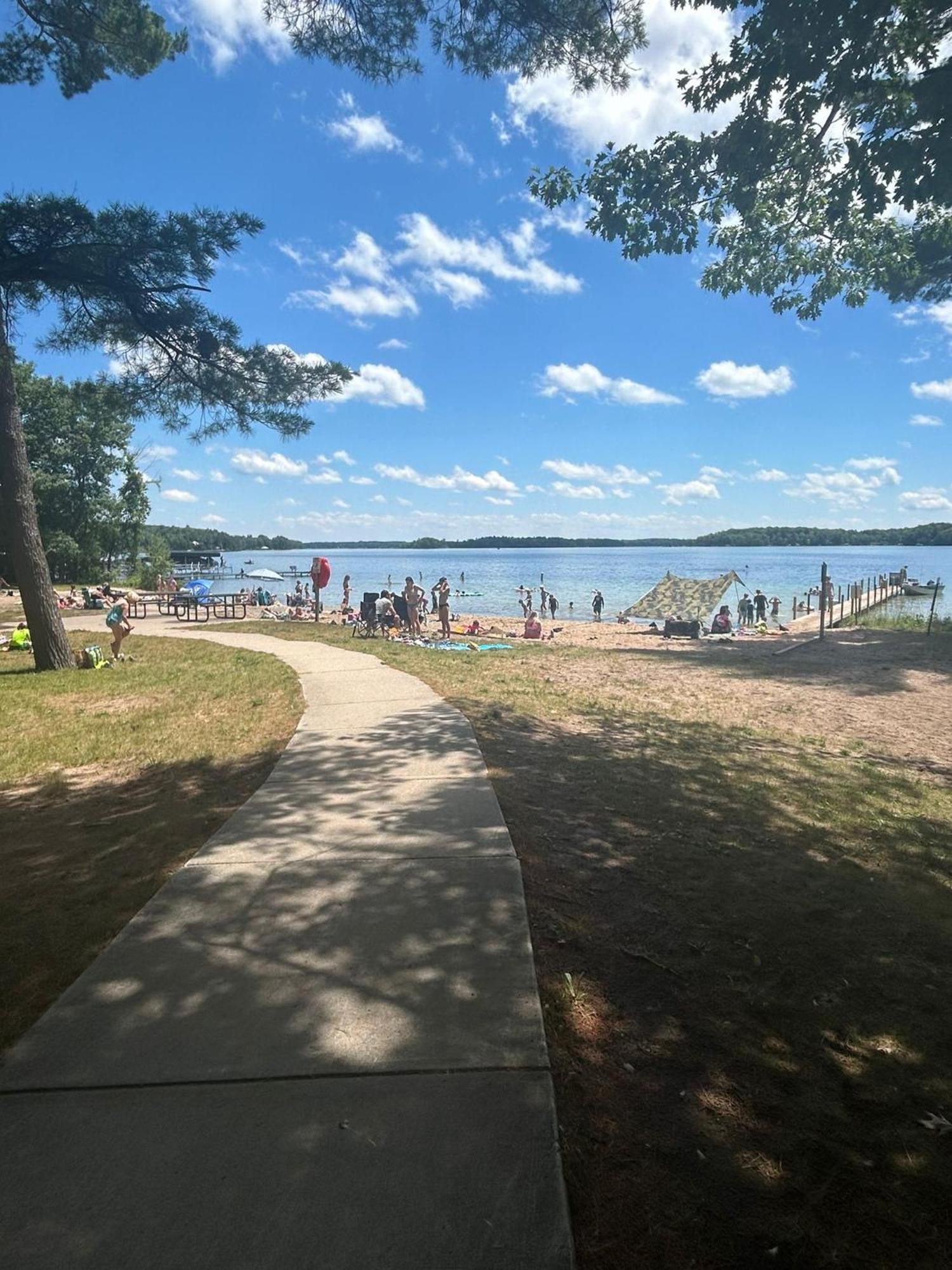 Long Lake Retreat- Hot Tub, Pool Table, Firepit Traverse City Esterno foto